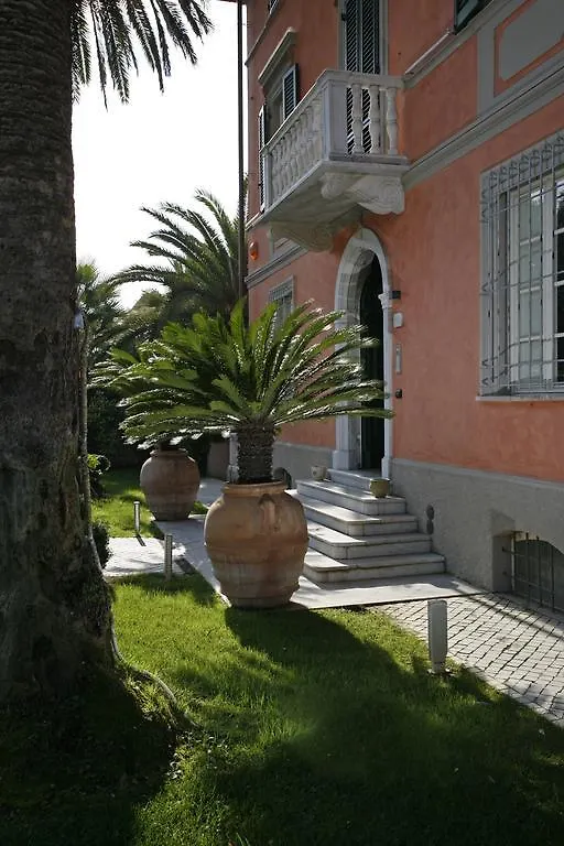Villa Corte Lotti B&B Pietrasanta 0*,  Italië